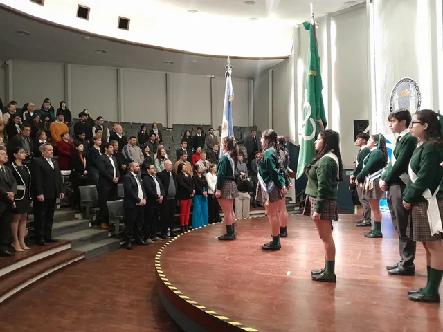 Acto del 80 aniversario en Centro Cultural Eugenio Flavio Virla